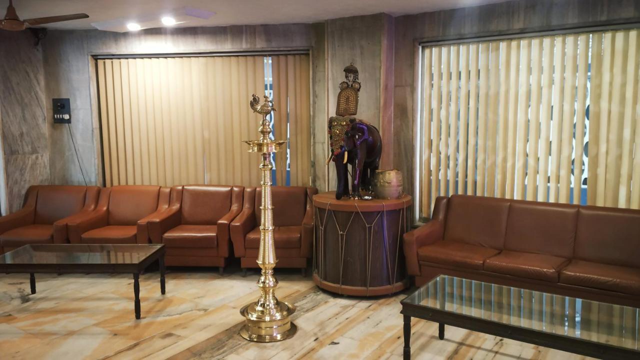Hotel Elite International Thrissur Exterior foto